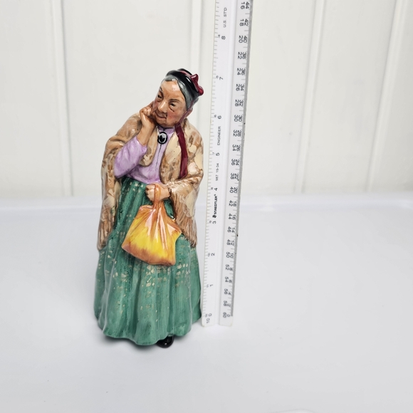 Vintage Bridget Royal Doultan HN2070 1950 - Picture 13 of 15